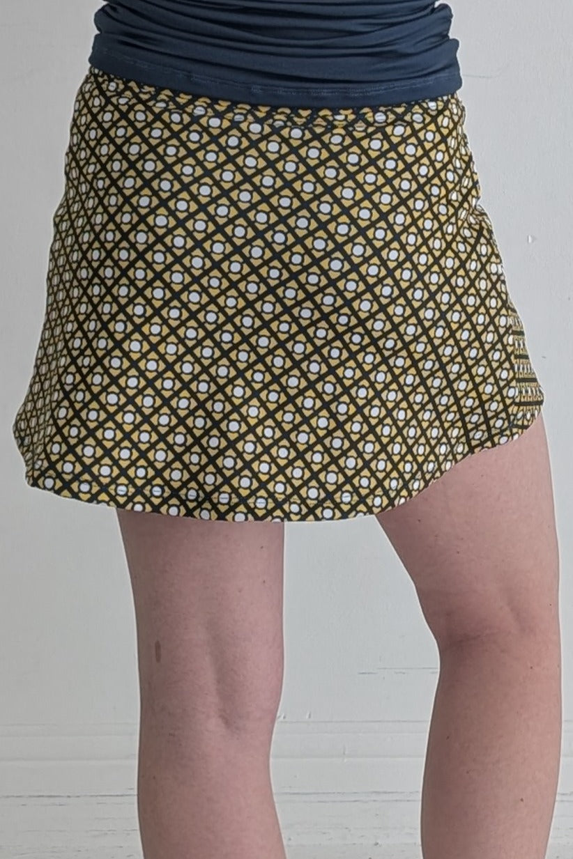 Charlotte-Sapphire Glow-Dot Dot Dot