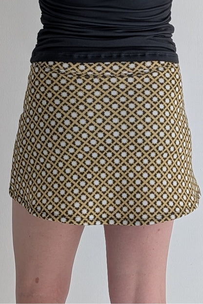 Charlotte-Gold Rush-Dot Dot Dot