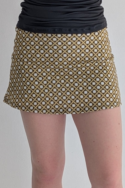 Charlotte-Gold Rush-Dot Dot Dot