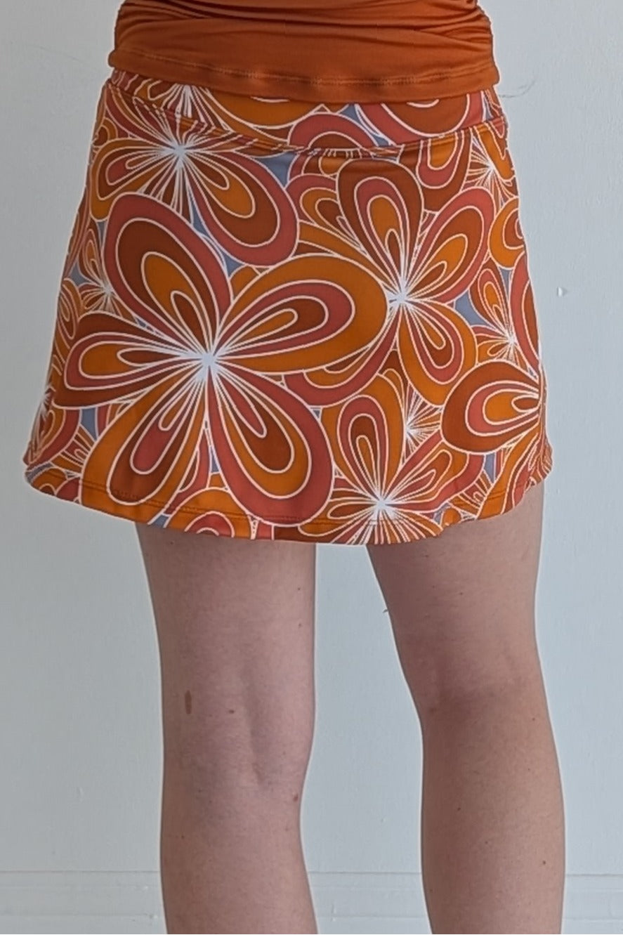 Charlotte-Harvest-Groovy Flowers