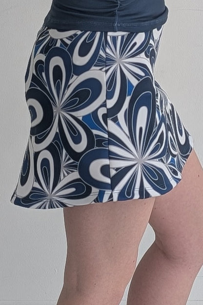 Charlotte-Sapphire-Groovy Flowers