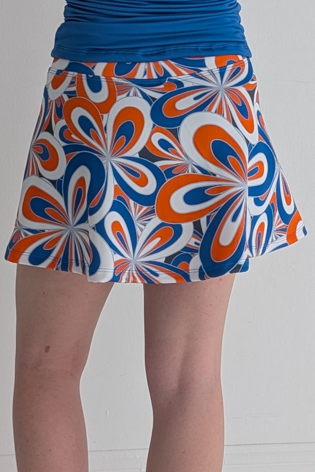 Dolly-Royal Citrus-Groovy Flowers