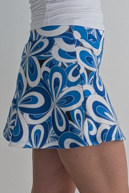 Dolly-Royal-Groovy Flowers