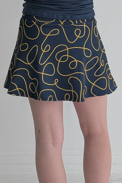 Dolly-Sapphire Glow-Scribbles