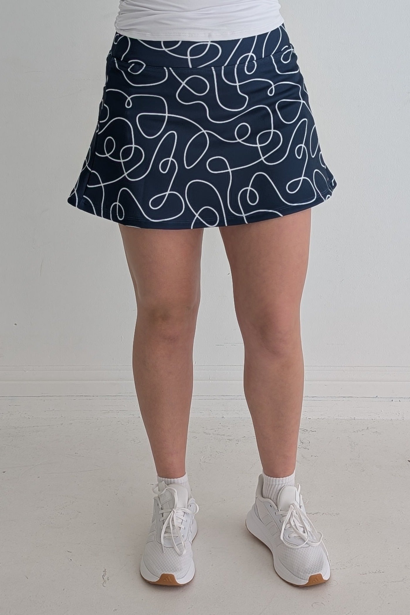 Dolly-Sapphire-Scribbles