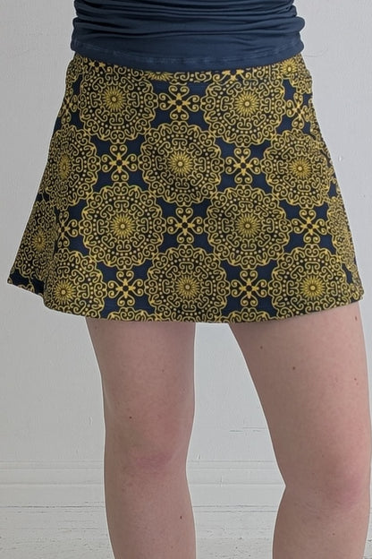 Dolly-Sapphire Glow-Tapestry