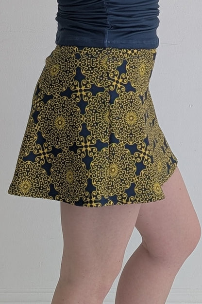 Dolly-Sapphire Glow-Tapestry