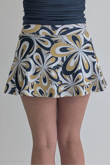 Farrah-Sapphire Shimmer-Groovy Flowers