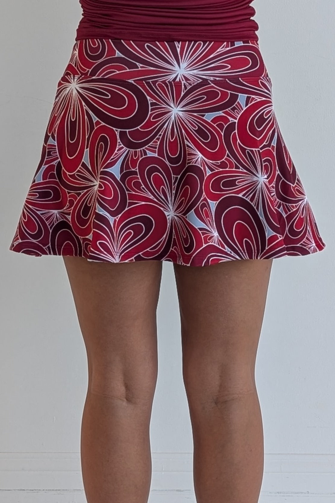 Farrah-Sangria-Groovy Flowers