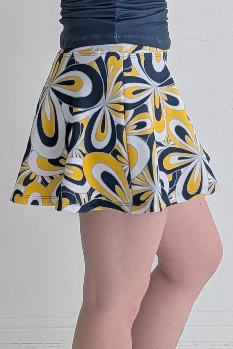 Farrah-Sapphire Glow-Groovy Flowers