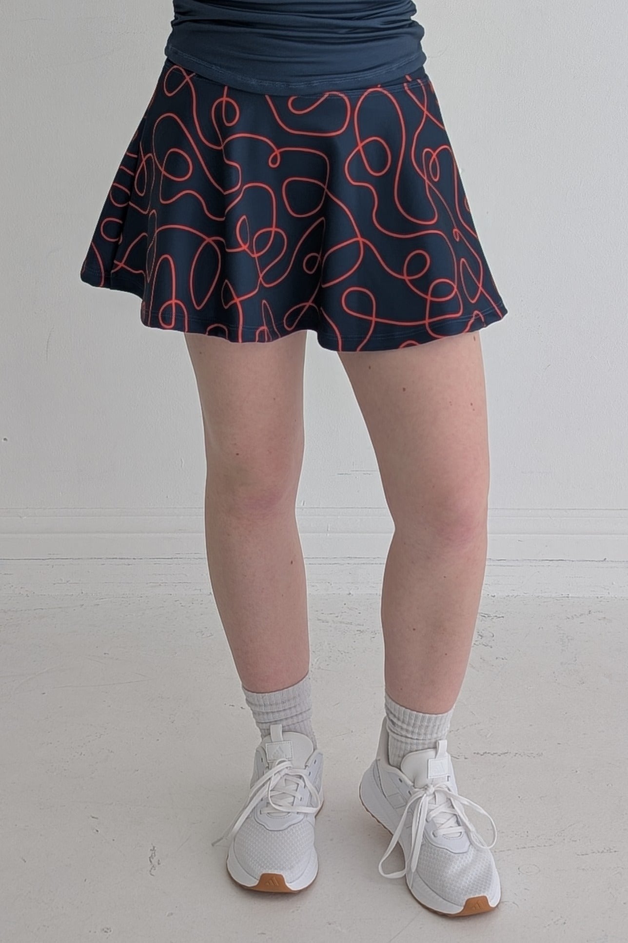 Farrah-Sapphire Twist-Scribbles