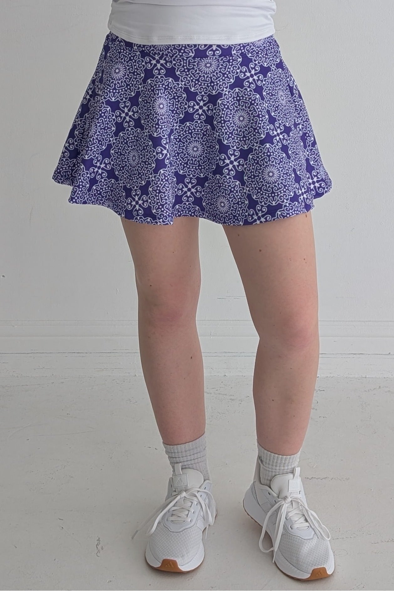 Farrah-Violet-Tapestry